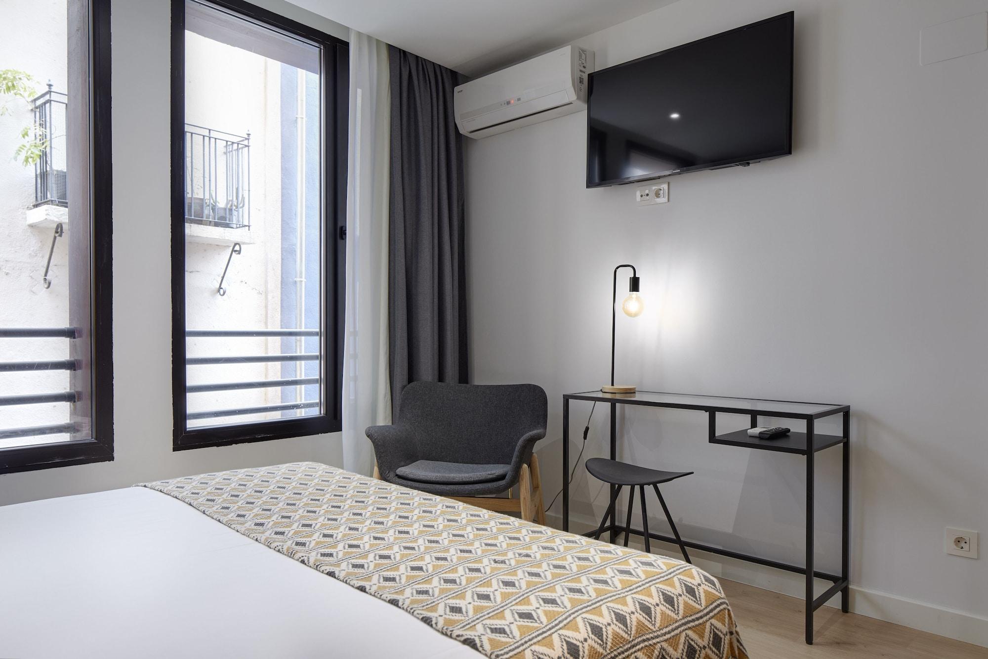 Hostal Arriazu ปัมโปลนา ภายนอก รูปภาพ